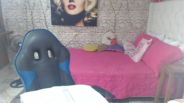 AlissonTyler4u online show from July 16, 4:18 am