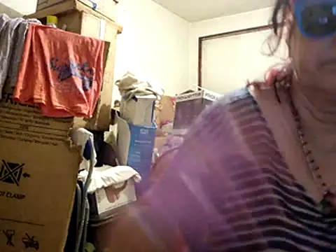 Samantha Squirtxh online show from July 16, 1:00 am