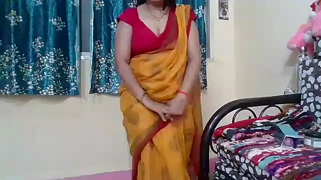 Snapshot of NautyBabe chatting on November 7, 6:19 pm NautyBabe online show from November 7, 6:19 pm