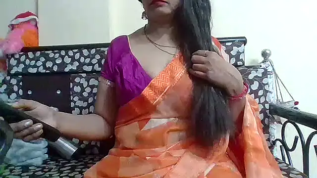 Snapshot of NautyBabe chatting on November 27, 6:10 pm NautyBabe online show from November 27, 6:10 pm