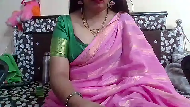 Snapshot of NautyBabe chatting on November 30, 5:06 pm NautyBabe online show from November 30, 5:06 pm