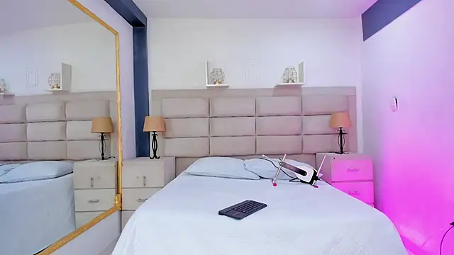 Snapshot of CinthiaCollins chatting on November 25, 8:31 pm CinthiaCollins online show from November 25, 8:31 pm