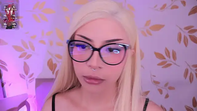 Misselektra   online show from December 5, 5:05 am