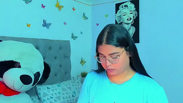 mabellfox online show from December 23, 6:27 pm