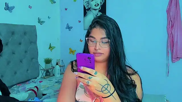 mabellfox online show from January 13, 10:45 pm