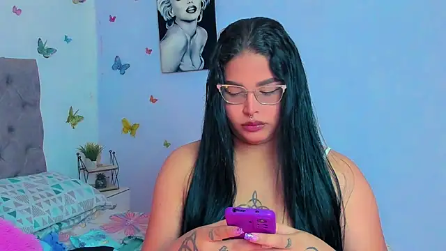 mabellfox online show from January 22, 9:32 pm