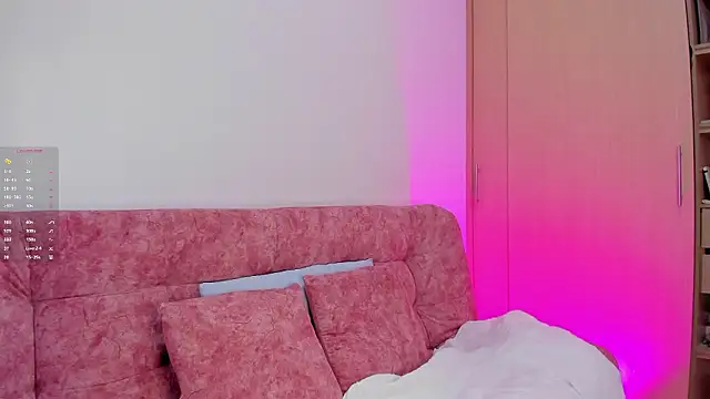 soyamandaa  online show from December 7, 9:11 pm