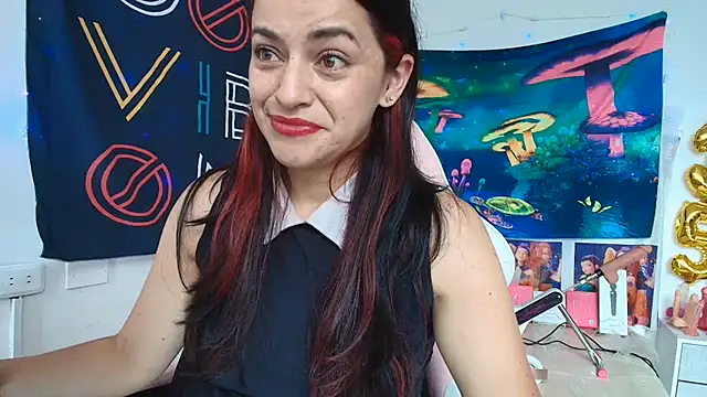 Snapshot of LovelyAzucena chatting on June 9, 3:23 pm LovelyAzucena online show from June 9, 3:23 pm