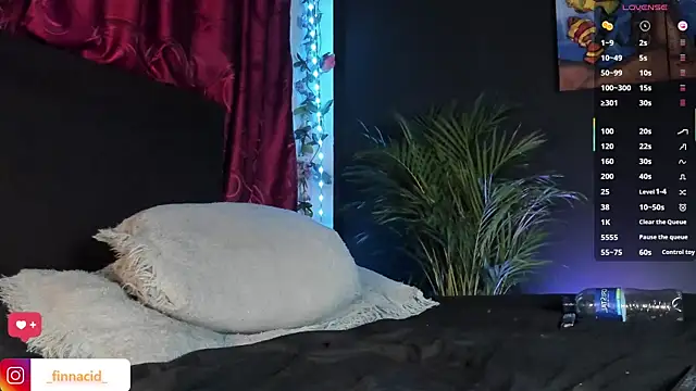 Snapshot of Green_acid01 chatting on March 22, 1:11 am Green acid01 online show from March 22, 1:11 am