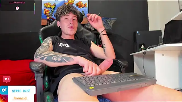 Snapshot of Green_acid01 chatting on September 16, 5:30 am Green acid01 online show from September 16, 5:30 am