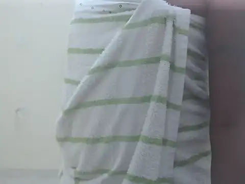 Snapshot of Cherykathaleiya chatting on January 7, 5:37 pm Cherykathaleiya online show from January 7, 5:37 pm