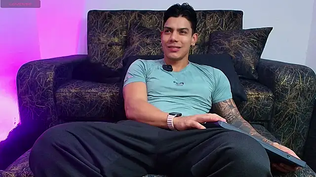 Snapshot of BrayaanFit chatting on July 20, 8:00 pm BrayaanFit online show from July 20, 8:00 pm