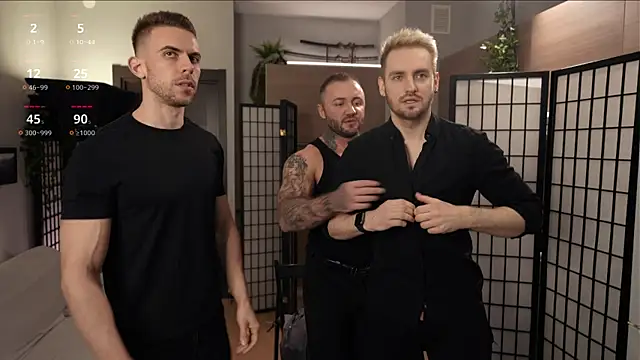 Snapshot of enjoy_me chatting on March 9, 3:05 pm enjoy me online show from March 9, 3:05 pm