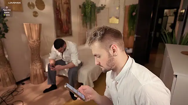 Snapshot of enjoy_me chatting on October 16, 3:35 pm enjoy me online show from October 16, 3:35 pm