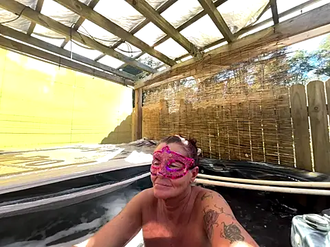 Snapshot of prainxxx22 chatting on November 5, 7:14 pm prainxxx22 online show from November 5, 7:14 pm