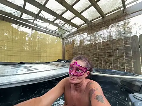 Snapshot of prainxxx22 chatting on November 16, 7:19 pm prainxxx22 online show from November 16, 7:19 pm