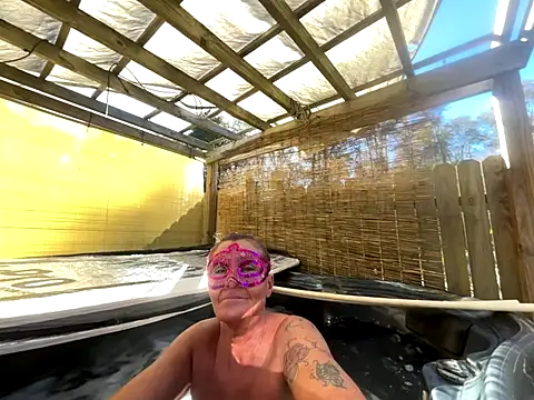 Snapshot of prainxxx22 chatting on November 17, 7:08 pm prainxxx22 online show from November 17, 7:08 pm