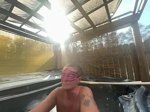 Snapshot of prainxxx22 chatting on November 20, 7:13 pm prainxxx22 online show from November 20, 7:13 pm