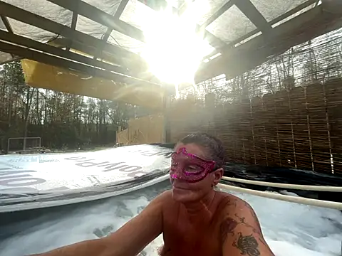 Snapshot of prainxxx22 chatting on November 25, 7:14 pm prainxxx22 online show from November 25, 7:14 pm