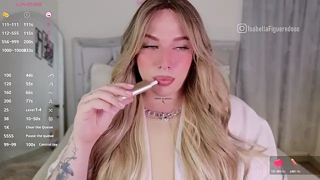 Snapshot of IsabellaFigueredo__ chatting on January 12, 1:21 am IsabellaFigueredo online show from January 12, 1:21 am