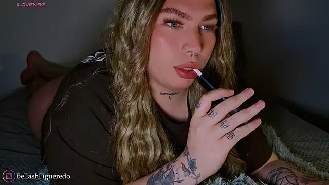 Snapshot of IsabellaFigueredo__ chatting on December 3, 7:16 am IsabellaFigueredo online show from December 3, 7:16 am