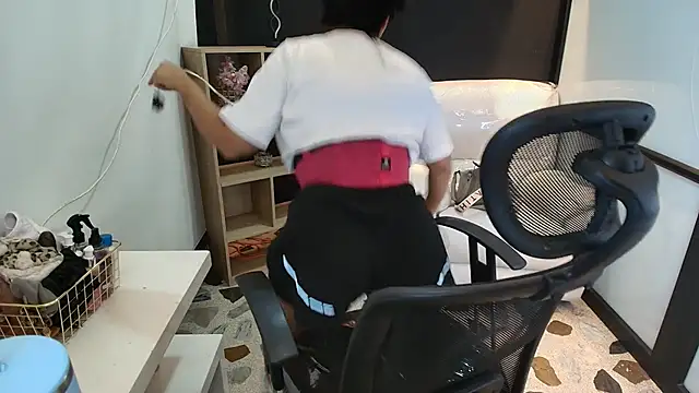 Snapshot of CelesteBrucee chatting on February 10, 8:31 pm CelesteBrucee online show from February 10, 8:31 pm