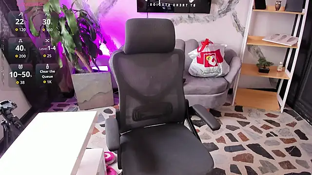 CelesteBrucee online show from February 21, 9:27 pm