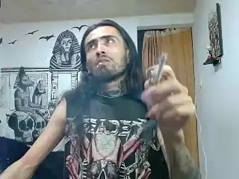 Snapshot of daimon_rockkk chatting on February 10, 4:19 am daimon rockkk online show from February 10, 4:19 am