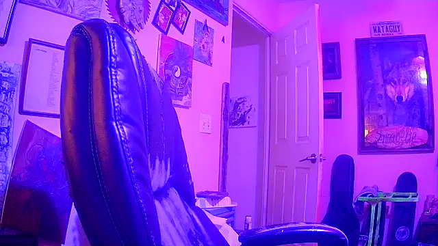 Snapshot of druetrue chatting on October 17, 6:16 am druetrue online show from October 17, 6:16 am