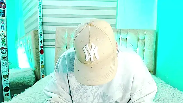  justinmoon2 online show from June 2, 4:14 am