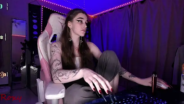 Snapshot of wet_dream_ chatting on January 5, 5:38 pm wet dream online show from January 5, 5:38 pm