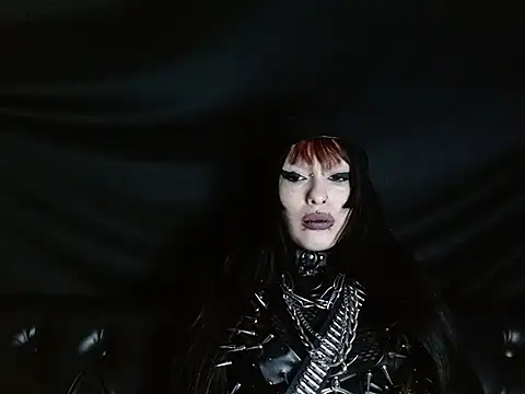 Snapshot of XXIOUX chatting on November 10, 4:55 am XXIOUX online show from November 10, 4:55 am