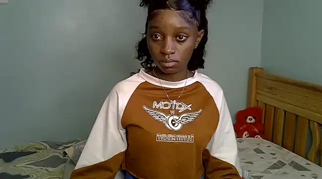 Snapshot of Enkarxx chatting on February 9, 10:42 am Enkarxx online show from February 9, 10:42 am