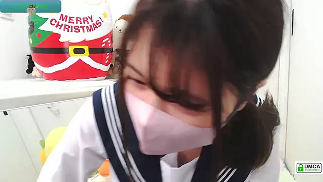 Snapshot of SUZU_ chatting on December 17, 10:22 pm SUZU online show from December 17, 10:22 pm
