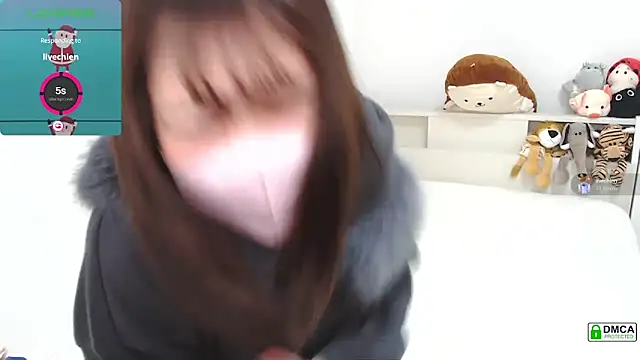 Snapshot of SUZU_ chatting on December 29, 12:09 am SUZU online show from December 29, 12:09 am