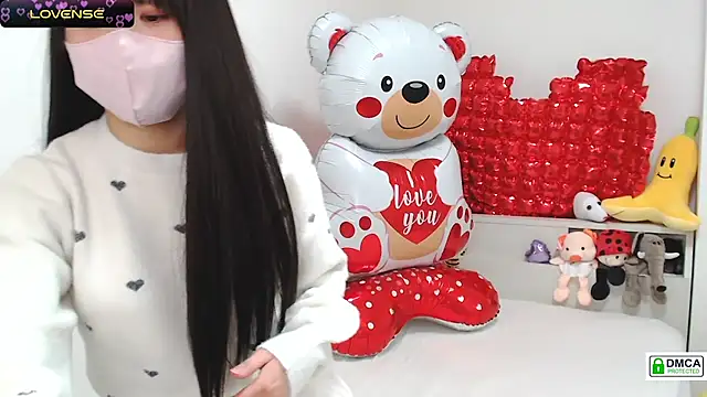 Snapshot of SUZU_ chatting on February 14, 12:14 pm SUZU online show from February 14, 12:14 pm
