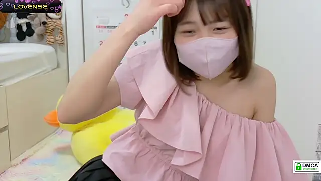 Snapshot of SUZU_ chatting on March 20, 6:08 am SUZU online show from March 20, 6:08 am