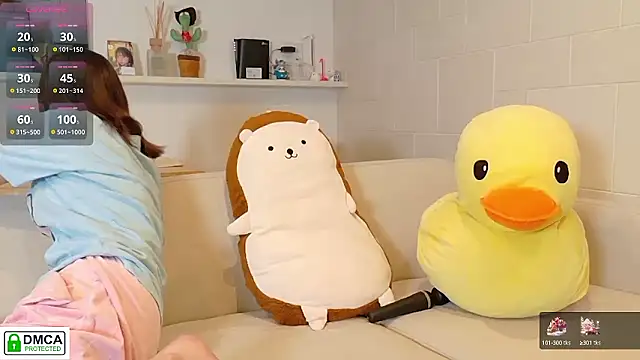 Snapshot of SUZU_ chatting on September 30, 12:10 pm SUZU online show from September 30, 12:10 pm