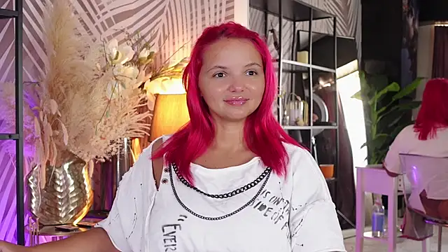Snapshot of CelesteBailey chatting on August 1, 6:23 am CelesteBailey online show from August 1, 6:23 am