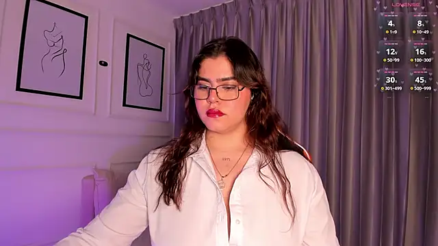 Snapshot of veronica185 chatting on November 16, 3:23 am veronica185 online show from November 16, 3:23 am