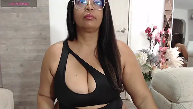AmbarSofhia online show from July 17, 8:57 pm
