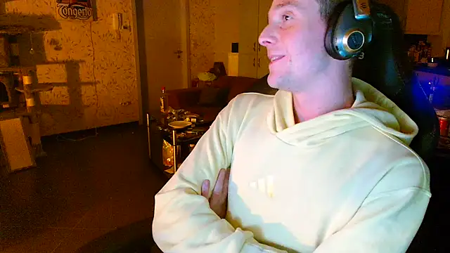 Str8boyy online show from December 26, 3:06 am