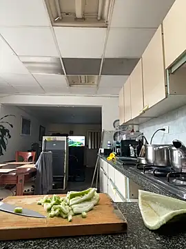 azahar  ziiz online show from March 6, 5:20 pm