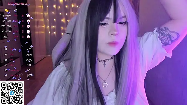 SelenaCute online show from March 6, 5:59 am