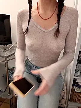 Silvia Zeno online show from November 22, 7:51 am