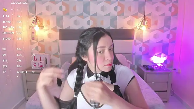 megancero online show from January 14, 12:35 pm