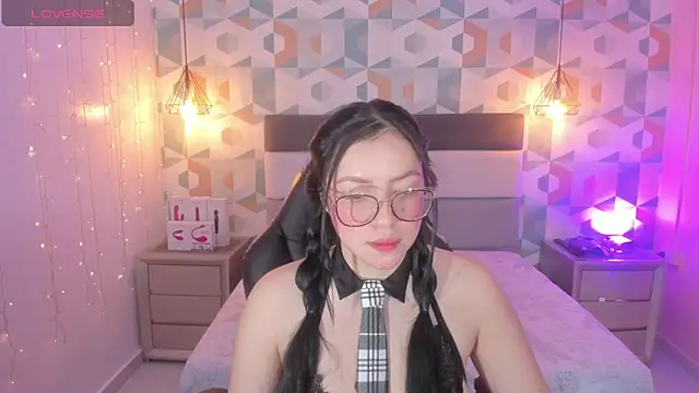 megancero online show from January 21, 12:39 pm