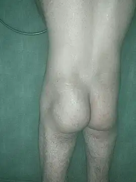 Snapshot of _Scorpion_ chatting on November 30, 8:57 pm Scorpion online show from November 30, 8:57 pm