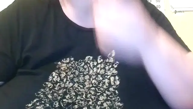 Snapshot of Nataliesbestjuggs chatting on July 11, 6:43 pm Nataliesbestjuggs online show from July 11, 6:43 pm