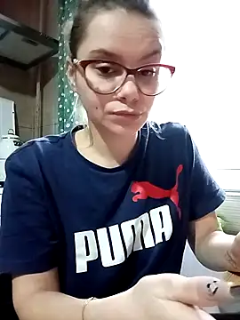 Snapshot of Tasty_Shape chatting on October 4, 6:33 am Tasty Shape online show from October 4, 6:33 am